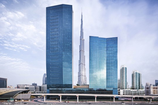THÁP SỬ DỤNG HỖN HỢP DUBAI